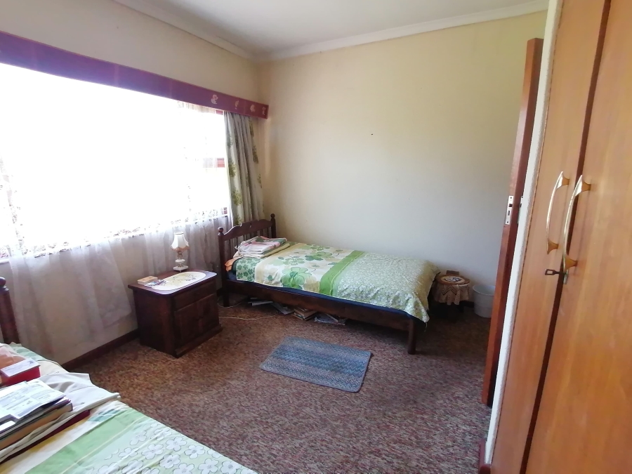 4 Bedroom Property for Sale in Stellenberg Western Cape